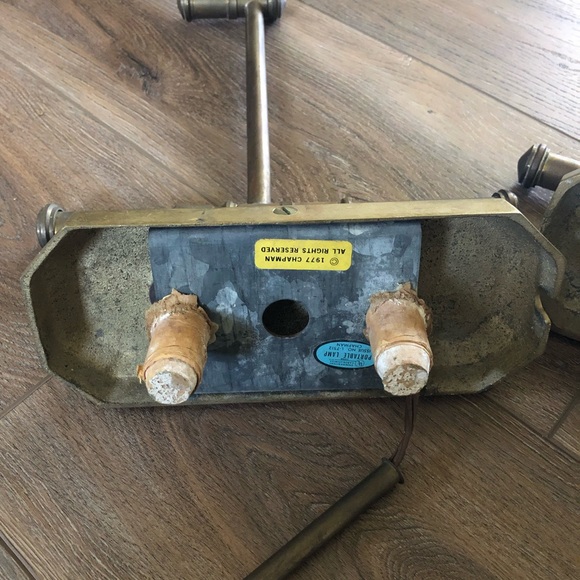 Vintage Solid Brass Swing-Arm Wall Lamps – Set of 2 - Chapman 1977 - Picture 9 of 12